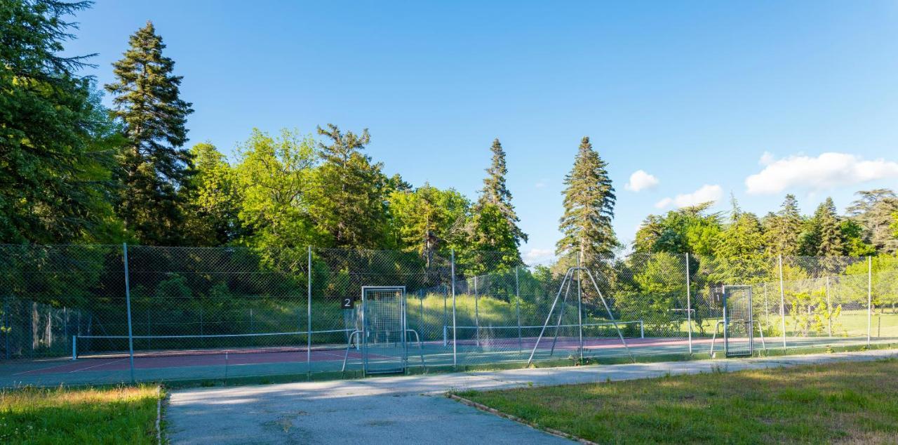 Domaine Les Sources De Дьёлефи Экстерьер фото